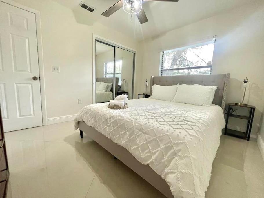Villa Stylish 3/2 Getaway! Near Theme Parks! Lakeland Esterno foto